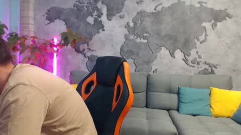 vikingchrisss online show from November 2025 10:36:02 AM