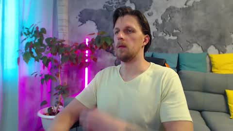 vikingchrisss online show from April 2026 10:29:01 AM