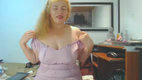 VIKKKTORIAAA online show from December 2024 04:54:02 AM