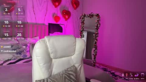 Vikky online show from March 2026 01:32:02 AM