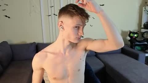 Snapshot of viksons chatting on October 2025 06:09:01 PM Max online show from October 2025 06:09:01 PM