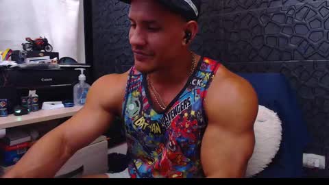 Viktor Herrera online show from January 2025 02:17:02 PM