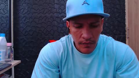 Viktor Herrera online show from January 2026 07:30:01 PM