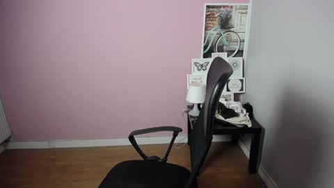 Snapshot of viktoria_lovely chatting on December 2024 06:15:01 AM viktoria_lovely online show from December 2024 06:15:01 AM