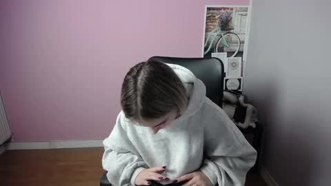 Snapshot of viktoria_lovely chatting on January 2025 06:13:01 AM viktoria_lovely online show from January 2025 06:13:01 AM