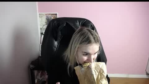 viktoria_lovely online show from February 2026 06:50:01 AM