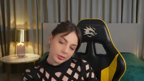 Alisa online show from December 2024 08:39:01 PM