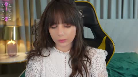 Alisa online show from December 2024 10:24:02 AM