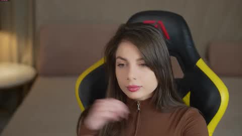 Alisa online show from September 2025 07:26:02 PM