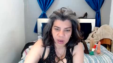 Snapshot of vikyadams chatting on January 2025 10:45:01 AM VIKY ADAMS online show from January 2025 10:45:01 AM