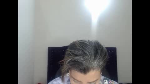 Snapshot of vikyadams chatting on February 2025 12:57:01 AM VIKY ADAMS online show from February 2025 12:57:01 AM