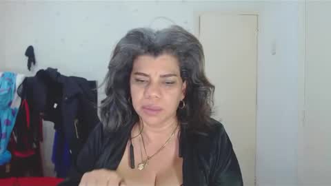 Snapshot of vikyadams chatting on March 2025 10:11:01 AM VIKY ADAMS online show from March 2025 10:11:01 AM