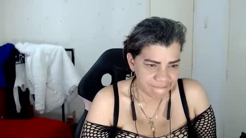 Snapshot of vikyadams chatting on March 2025 08:41:01 AM VIKY ADAMS online show from March 2025 08:41:01 AM