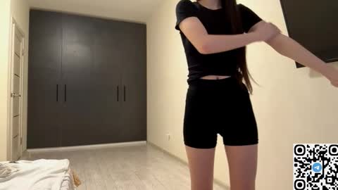 Vivien online show from March 2026 10:56:01 AM