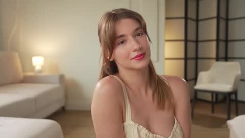 Lana online show from October 2025 10:03:01 AM