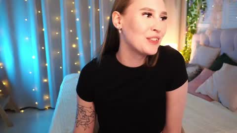  Vi  online show from April 2026 07:07:02 PM