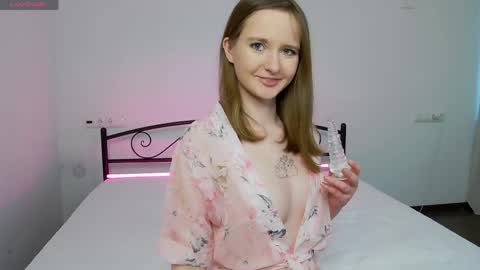 vinacasto online show from April 2026 02:09:01 PM