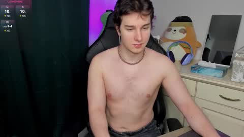 Vincent Strong online show from February 2026 08:43:01 AM