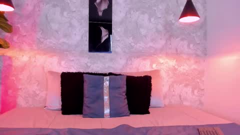 Vincent online show from September 2025 02:39:02 AM