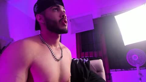 Vincent online show from January 2026 04:18:01 AM