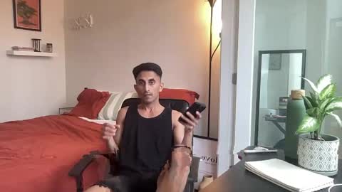 Snapshot of vincentroit chatting on June 2026 02:29:01 AM Italian Twink online show from June 2026 02:29:01 AM