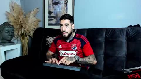 Vincent Sartori online show from November 2025 08:30:01 PM