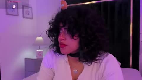 Vin  online show from April 2026 07:40:01 PM