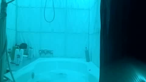 vinny150372 online show from February 2026 01:37:02 PM