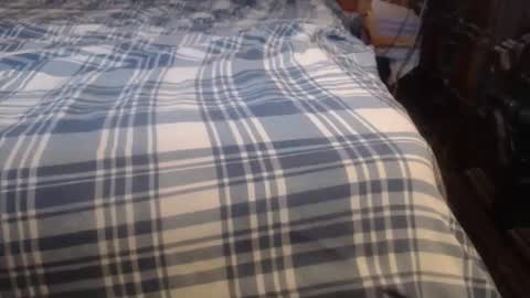 vintageolderguy online show from April 2026 04:35:01 PM