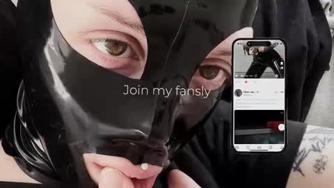 Diva Silvia online show from November 2025 06:15:01 PM