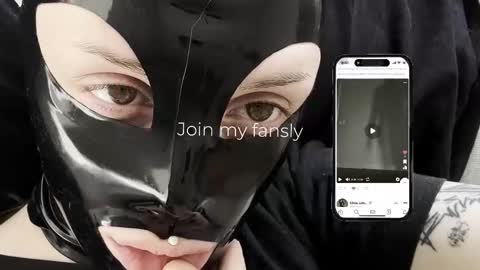 Diva Silvia online show from December 2025 04:46:02 PM