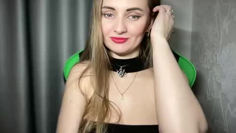 Funny  girl online show from December 2024 07:14:01 PM