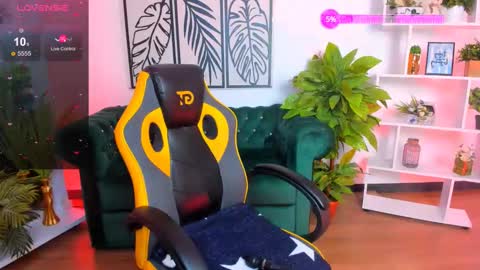 Viola online show from February 2025 01:11:02 AM