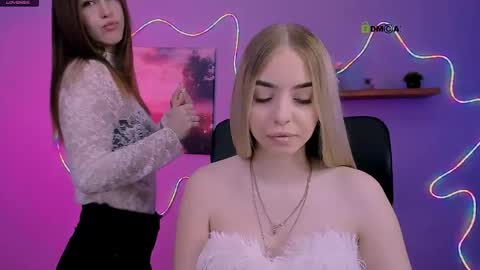 Snapshot of viola_sweet_ chatting on June 2026 08:49:01 AM viola_sweet_ online show from June 2026 08:49:01 AM