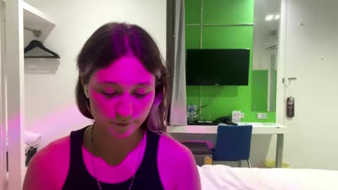 Viola online show from April 2026 11:30:02 AM