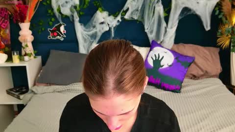 violaparkers online show from November 2025 05:10:02 AM