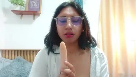 V I O L E T  online show from July 2026 06:20:01 PM
