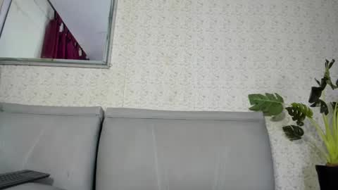 Violet  online show from February 2025 08:52:02 PM