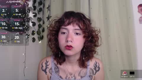 Snapshot of violet_bluee chatting on June 2026 07:20:01 AM Violet online show from June 2026 07:20:01 AM