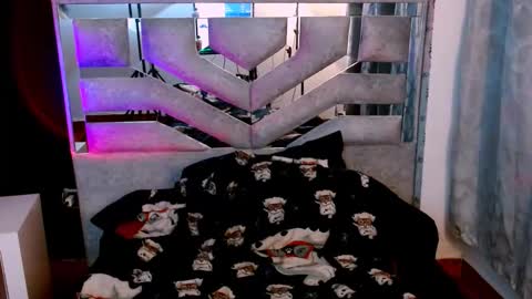 Snapshot of violet_bunnyy chatting on October 2025 11:22:01 AM Violet online show from October 2025 11:22:01 AM