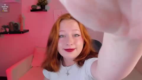 Snapshot of violet_griffen chatting on May 2026 03:51:01 PM VIOLET online show from May 2026 03:51:01 PM