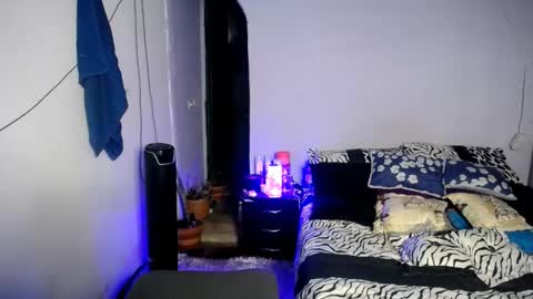 violet_hyuga online show from October 2025 02:21:01 AM