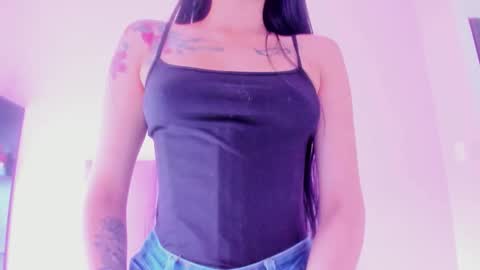 Snapshot of violet_myerrs chatting on September 2025 12:49:02 PM violet online show from September 2025 12:49:02 PM