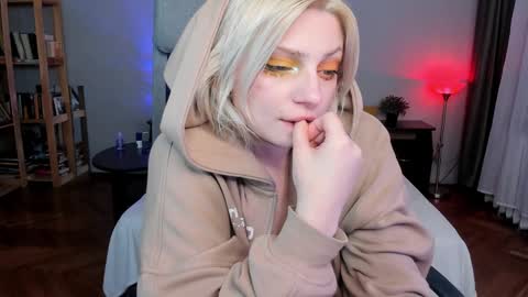 violet_oblivion online show from January 2025 12:38:02 AM