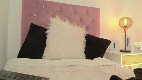 Mary online show from January 2025 02:23:02 PM