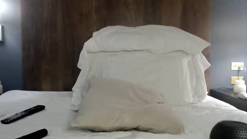 violet_winter97 online show from March 2026 12:56:02 PM