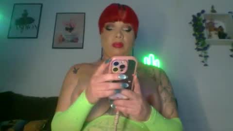 Snapshot of violeta186 chatting on May 2026 09:32:02 PM violeta186 online show from May 2026 09:32:02 PM