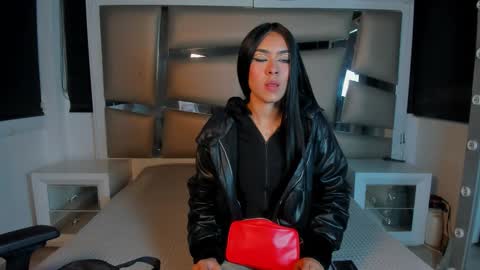 Snapshot of violeta__jade chatting on September 2025 04:05:02 AM violeta__jade online show from September 2025 04:05:02 AM