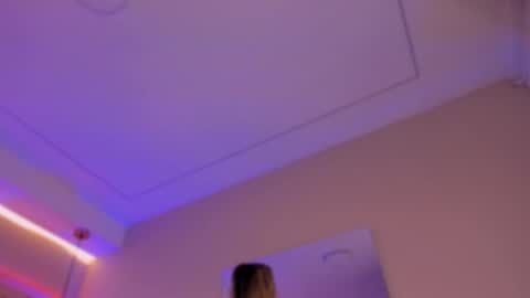 Violeta  online show from October 2025 11:10:02 AM