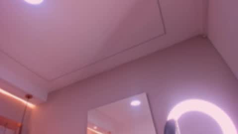 Violeta  online show from October 2025 10:38:02 AM